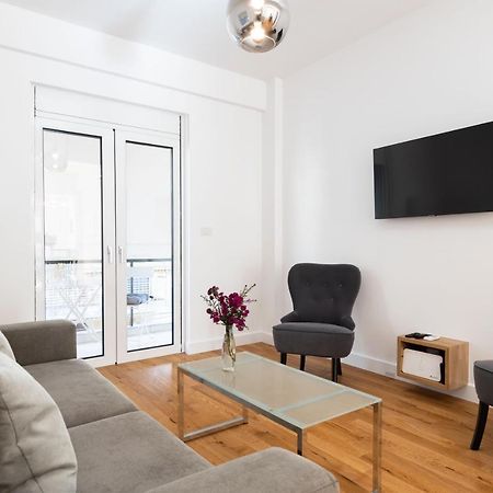 Wonderful Central Athens 2 Bedroom 2 Bath Sleeps 8 Exteriör bild